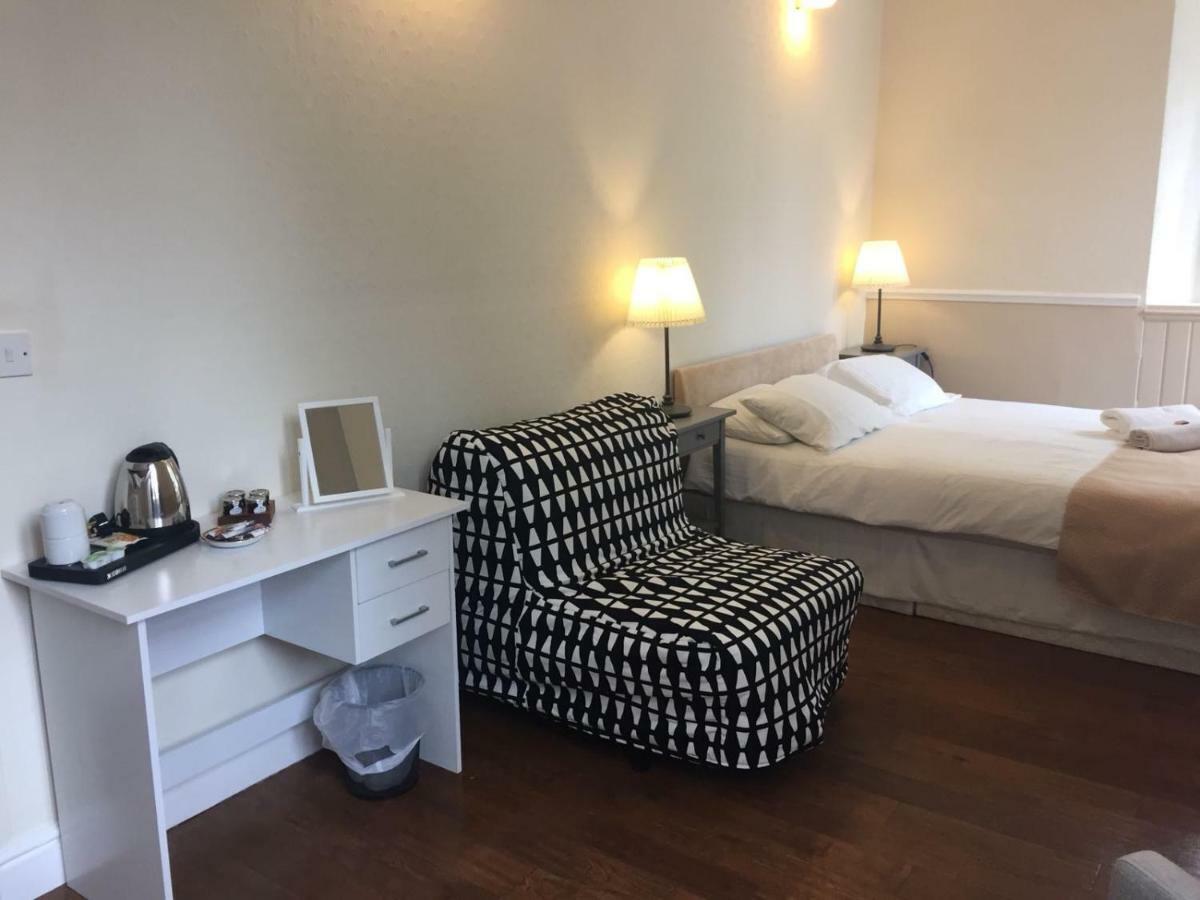 Tourian Lounge Hotel Лондон Екстериор снимка