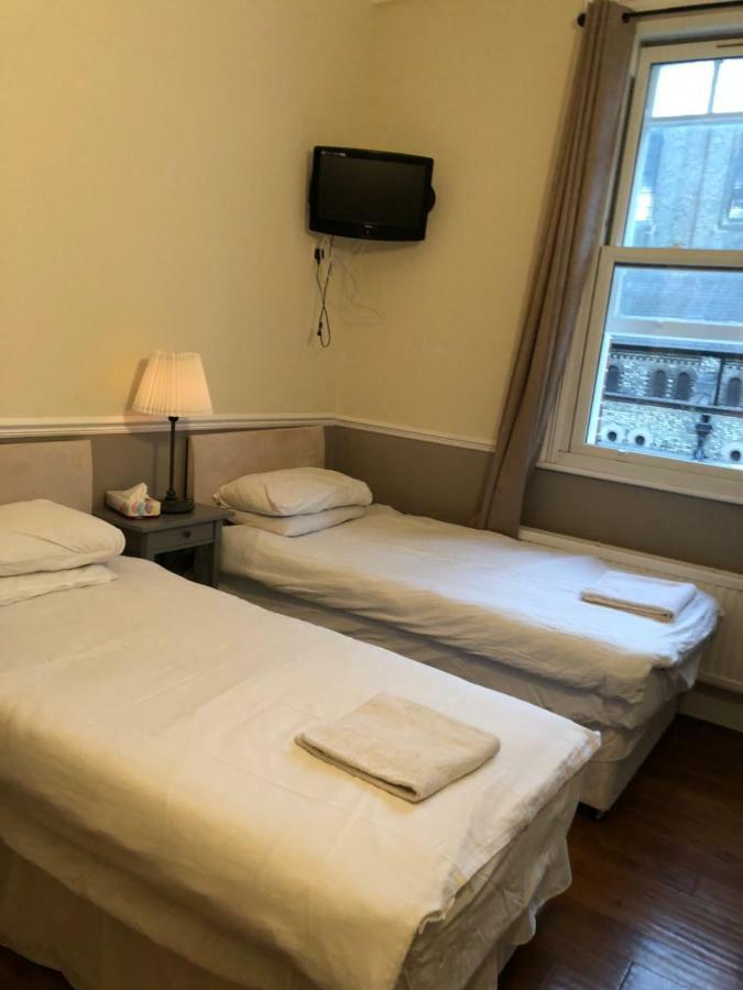 Tourian Lounge Hotel Лондон Екстериор снимка